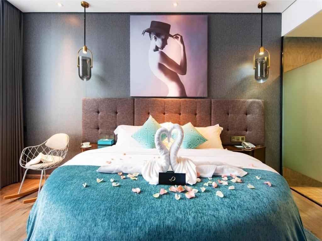Xana Hotelle-Hotel Luzhou Baizitu Square Dış mekan fotoğraf