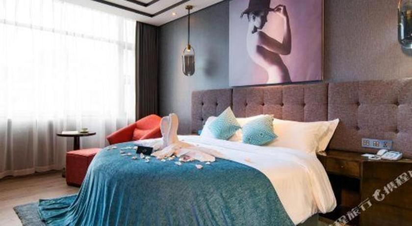 Xana Hotelle-Hotel Luzhou Baizitu Square Dış mekan fotoğraf